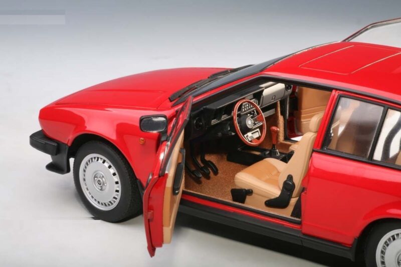 ماکت ماشین اتو آرت مدل Alfa Romeo ALFETTA GTV 2.0