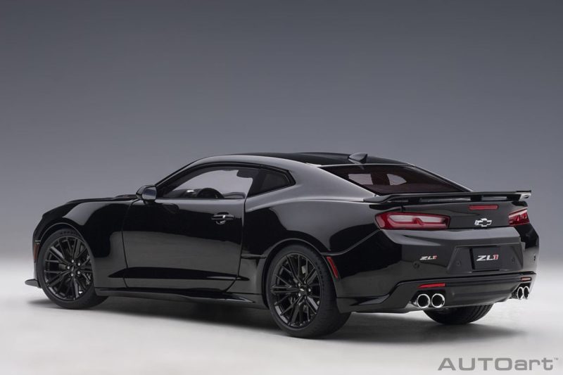 ماکت ماشین Chevrolet Camaro ZL1 برند Autoart اتوآرت