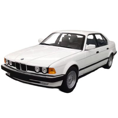 ماکت ماشین BMW 730i (E32) برند Minichamps