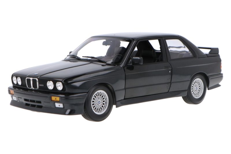 ماکت ماشین BMW M3 (E30) Black Metallic برند Minichamps