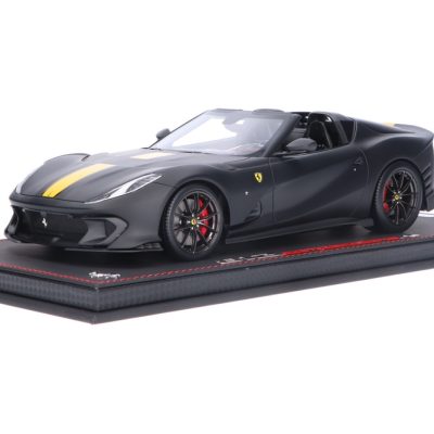 ماکت ماشین Ferrari 812 Competizione Aperta Nero Opaco con Strisce Gialle برند BBR