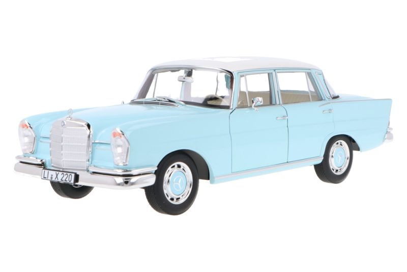 ماکت ماشین Mercedes-Benz 220 S (W111) Light Blue برند Norev