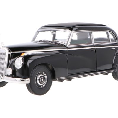 ماکت ماشین Mercedes-Benz 300 "Bondskanselier Konrad Adenauer" برند Norev