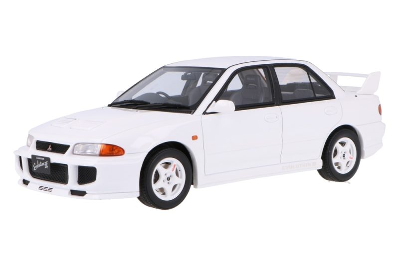 ماکت ماشین Mitsubishi Lancer EVO III برند Ottomobile