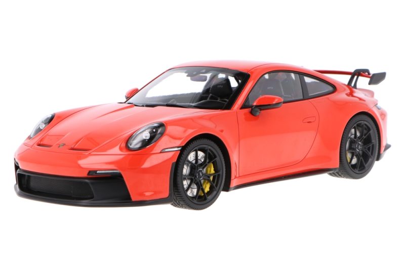 ماکت ماشین Porsche 911 GT3 (992) Lava Orange برند Minichamps