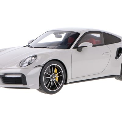 ماکت ماشین Porsche 911 Turbo S (992) Chalk Grey برند GT Spirit