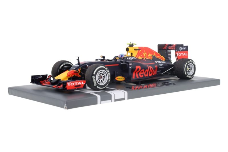 ماکت ماشین Red Bull Racing RB12 برند Minichamps