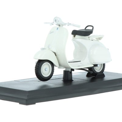 ماکت ماشین Vespa 150 برند Maisto