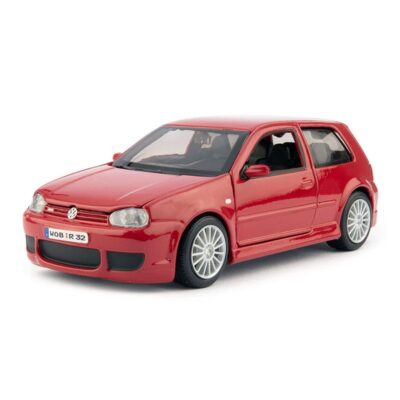 ماکت ماشین Volkswagen Golf R32 برند Maisto