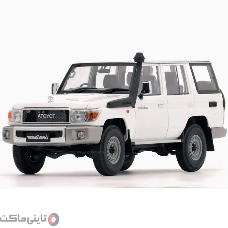 ماکت ماشین Toyota Landcruiser 70 LC76 برند Almost Real